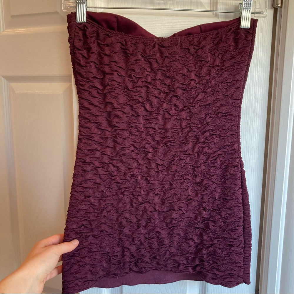 Charlotte Russe smocked strapless/tube top, eggplant color, sweetheart neckline - Picture 2 of 7